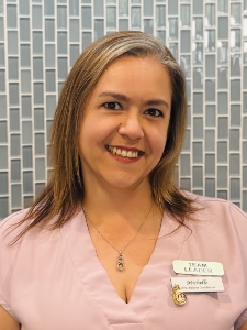 Sterilization technician Alexis